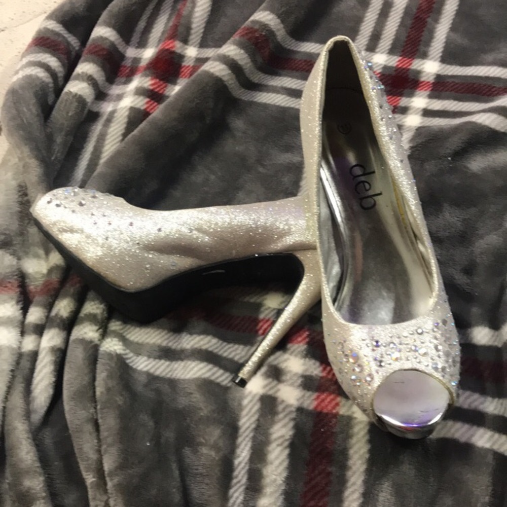 Sparkling high heels